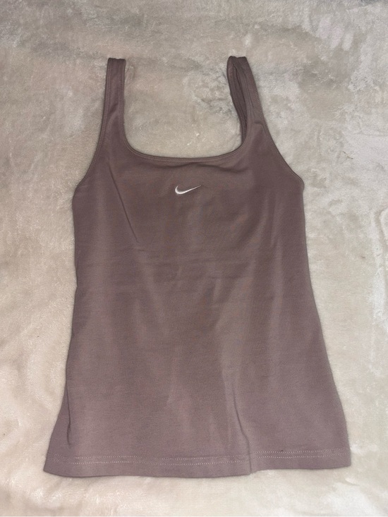Nike Tops - Nike tank top